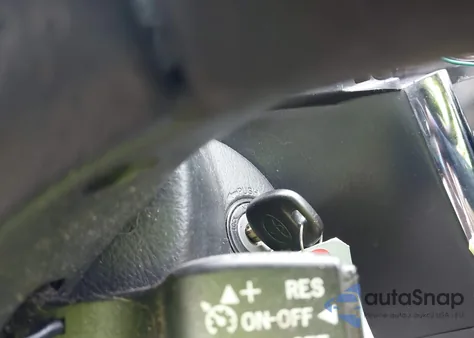 2005 Toyota Matrix from USA, damaged, VIN 2T1KR32E95C485504